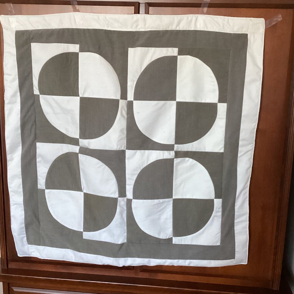 Handmade Quilted Small Wall Art Hanging Circle Pattern Home Decor